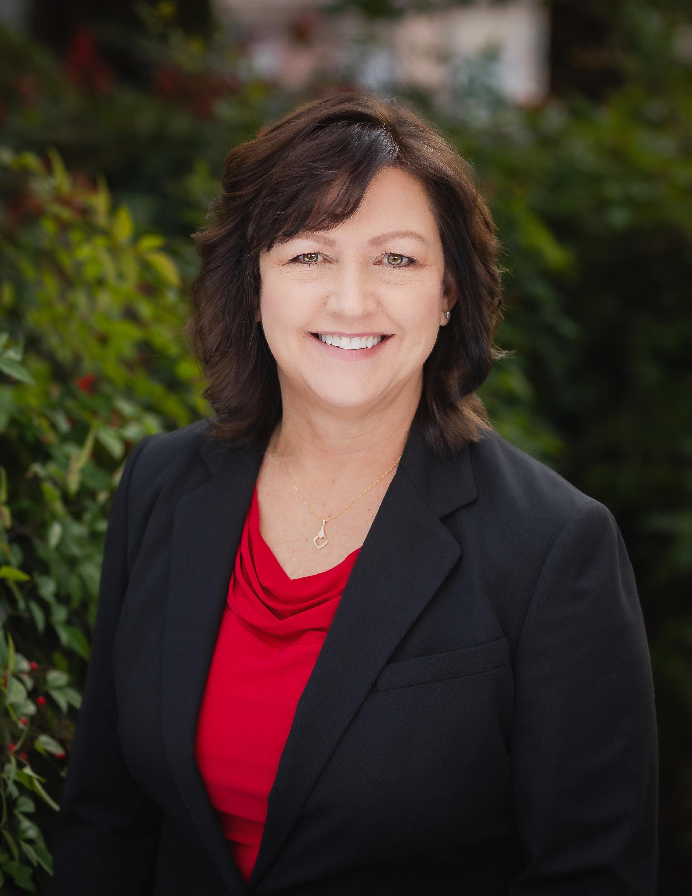 Shonna Halterman Headshot
